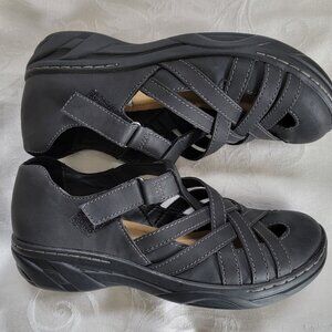 Croft & Barrow Crescendo Shoes Women's Sz 6 Black Ortholite Comfort Flat Sandel